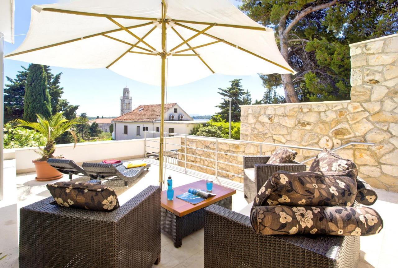 Castle Stambuk Apartment Hvar Town Exterior photo