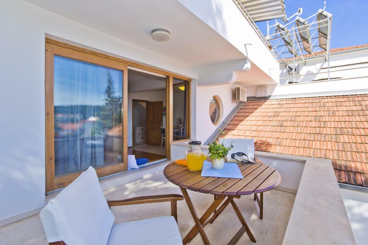 Castle Stambuk Apartment Hvar Town Exterior photo